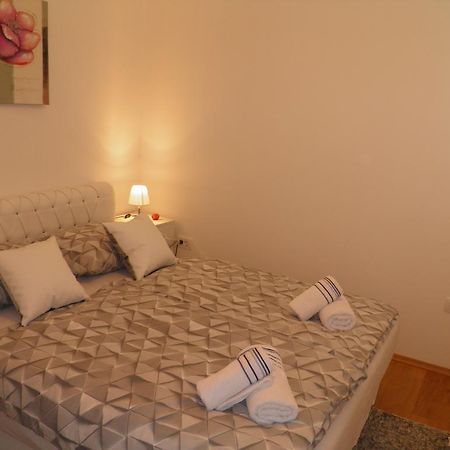 Apartments Perla Dinjiska Exterior photo